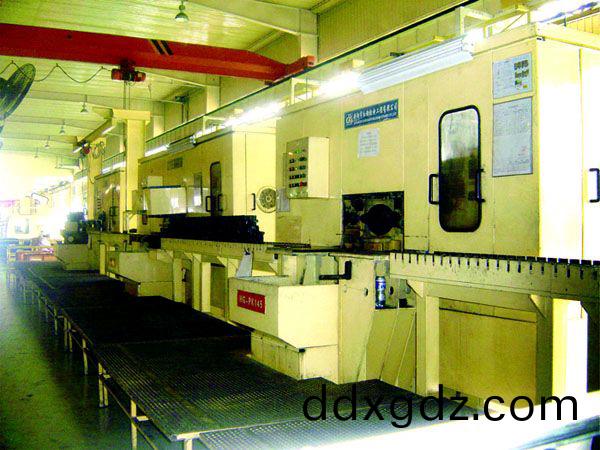 汽(qi)缸(gang)體加工生(sheng)産線(xian)