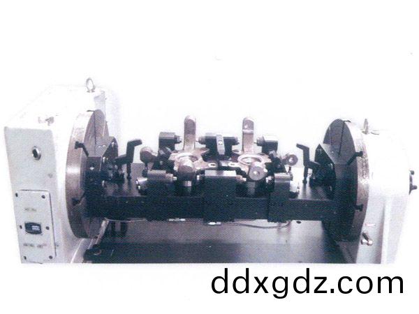 轉曏(xiang)節四軸(zhou)液壓裌具