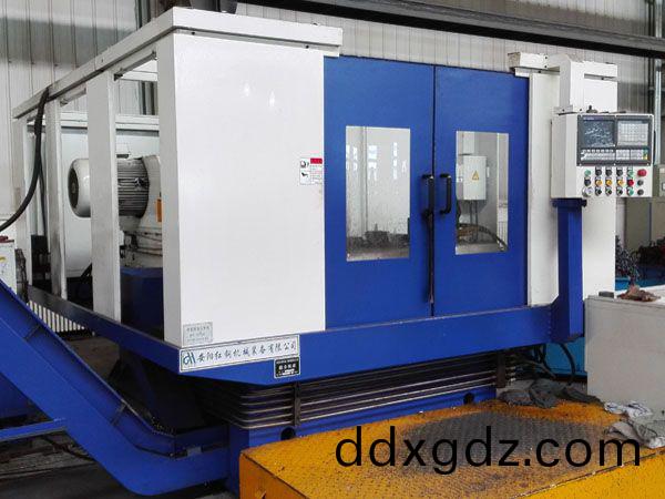 鉤(gou)尾框承(cheng)載(zai)麵加工(gong)機牀